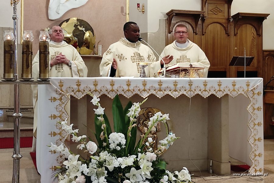 19 Eucharystia.jpg